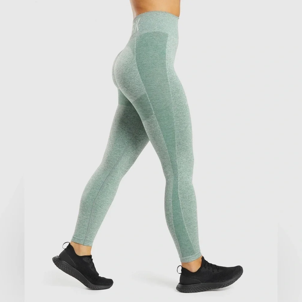 Gymshark • Flex Women's High-Waisted Green Leggings Studio Green Marl